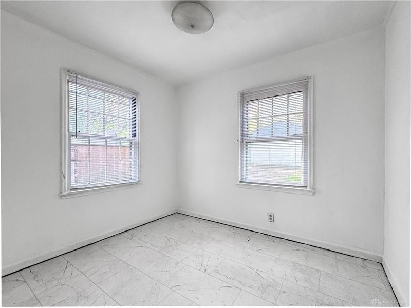 419 Lindenwood Road, Dayton, OH 45417 Photo 12