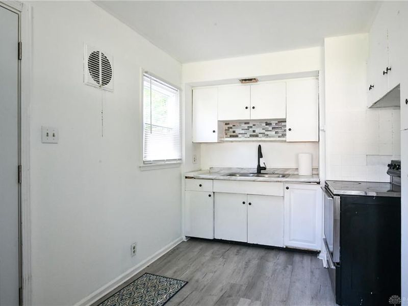 419 Lindenwood Road, Dayton, OH 45417 Photo 7