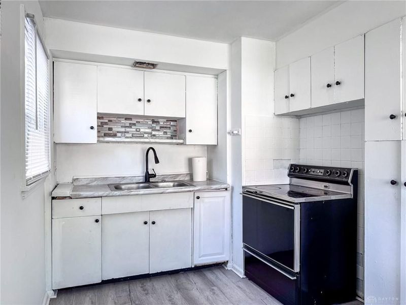 419 Lindenwood Road, Dayton, OH 45417 Photo 8