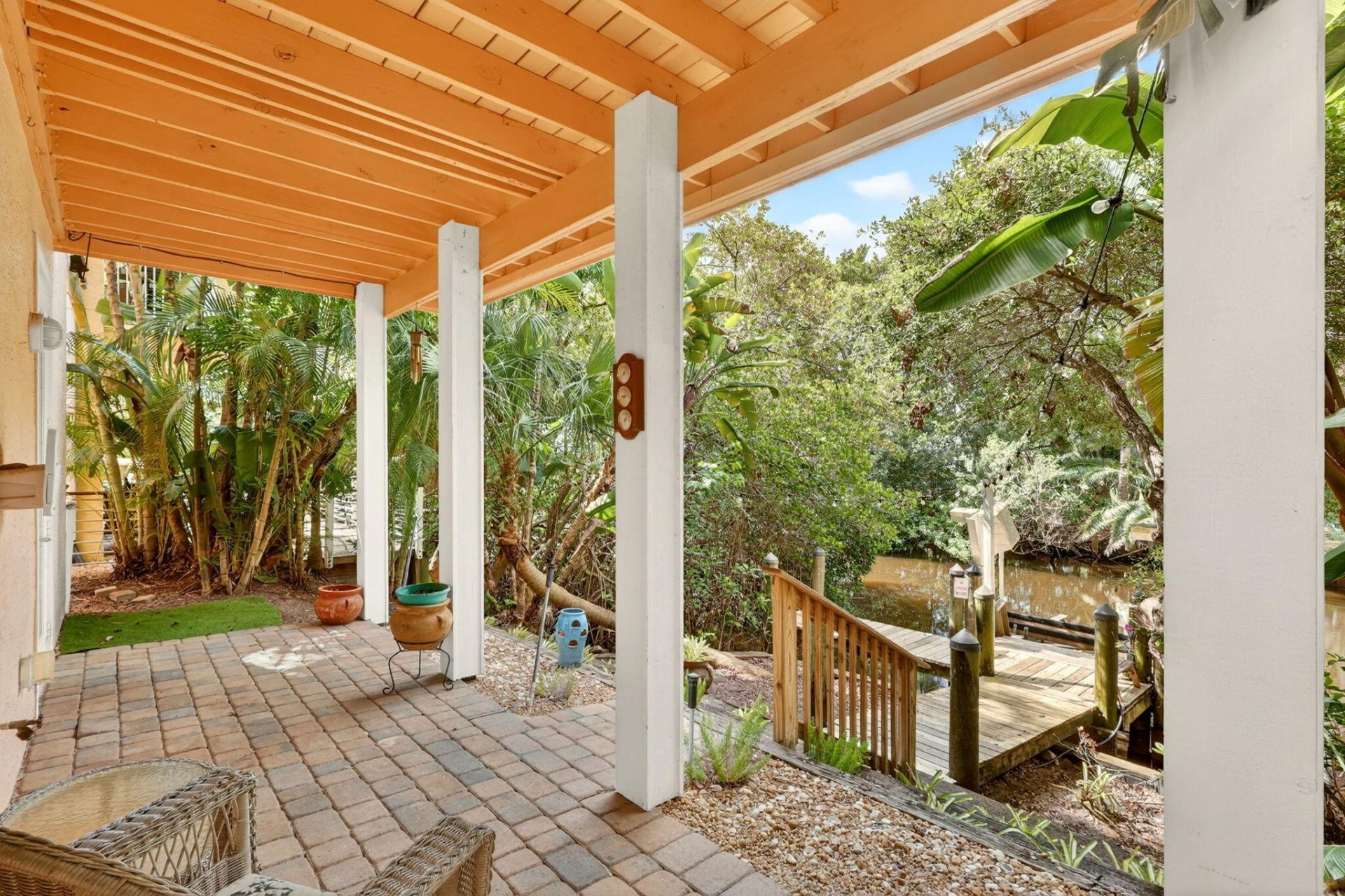 540 SW Akron Avenue, Stuart, FL 34994 Photo