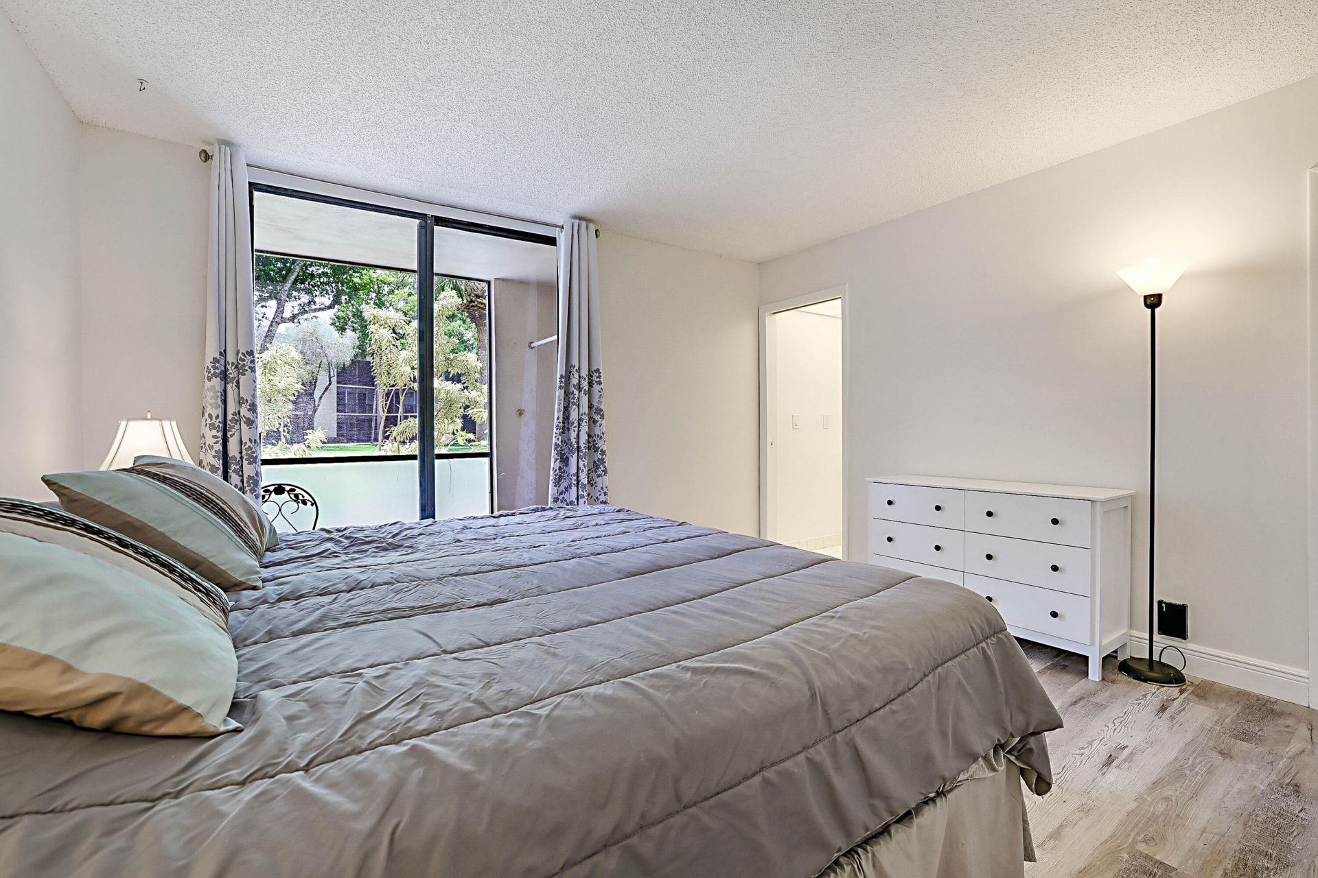 5160 Las Verdes Circle, Unit 117, Delray Beach, FL 33484 Photo