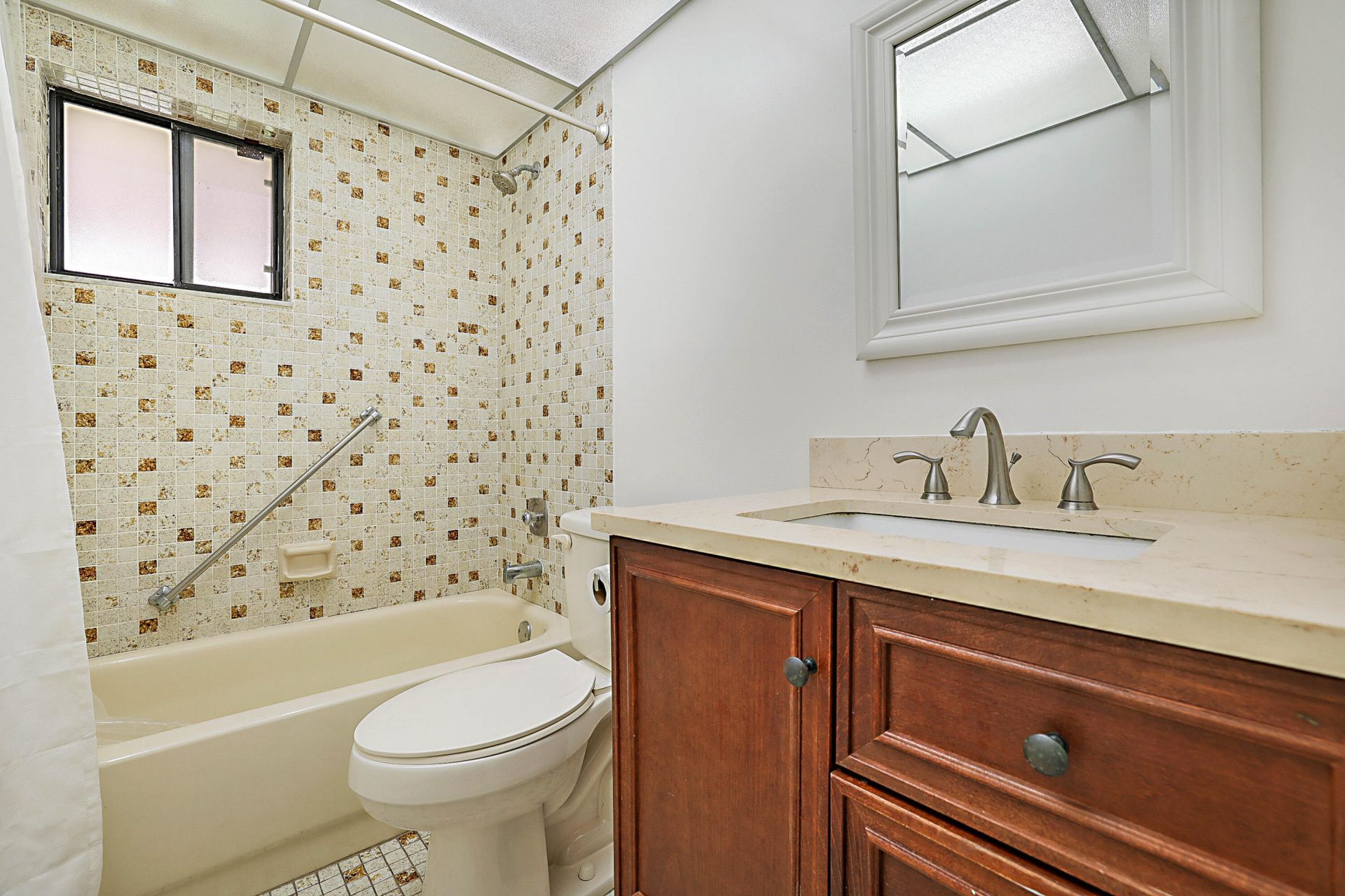 5160 Las Verdes Circle, Unit 117, Delray Beach, FL 33484 Photo