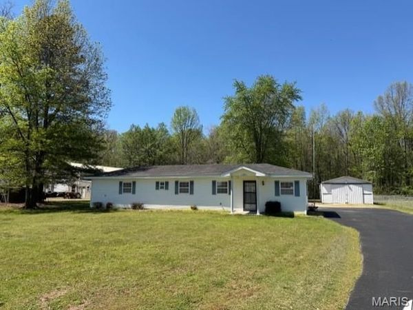 1571 Highway AA , Poplar Bluff, MO 63901