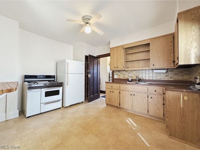 3765 W 134th Street , Cleveland, OH 44111 Photo 20