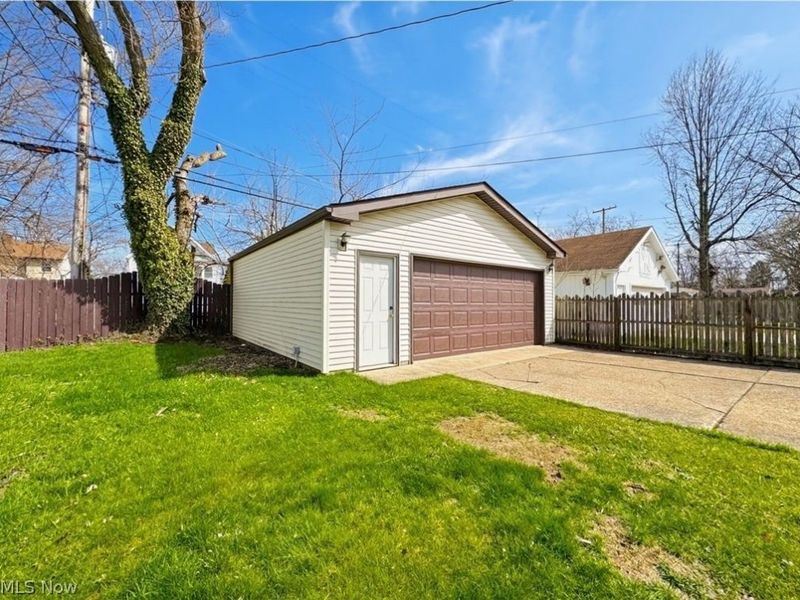 3765 W 134th Street , Cleveland, OH 44111 Photo 8