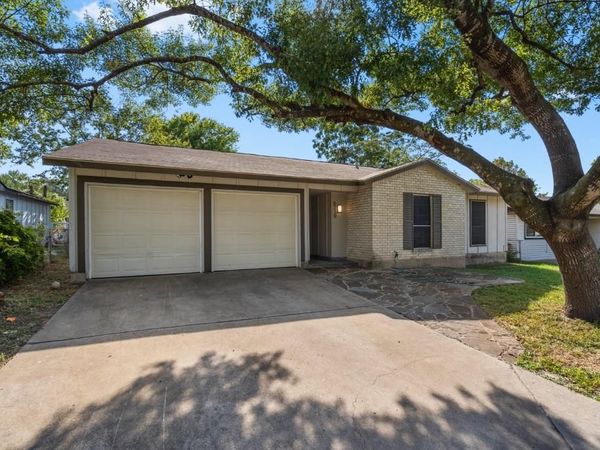 6310 Shadow BND, Austin, TX 78745
