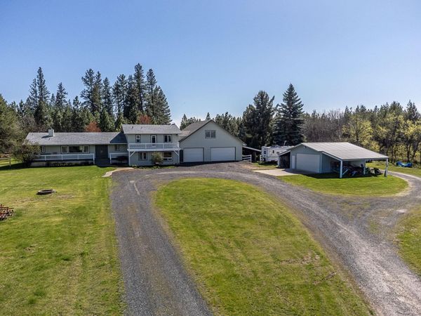 21 W Chattaroy Rd, Colbert, WA 99005