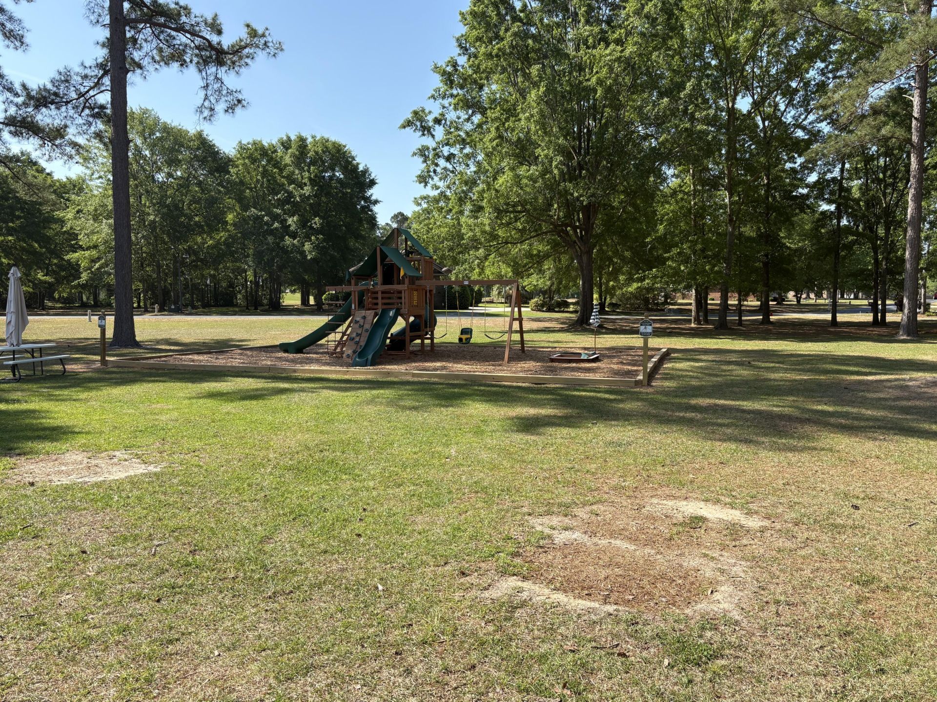 13 N Lake Circle Photo 11