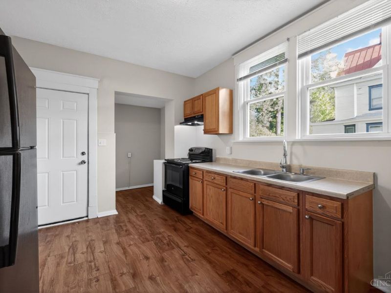 3665 Boudinot Avenue, Cincinnati, OH 45211 Photo 11