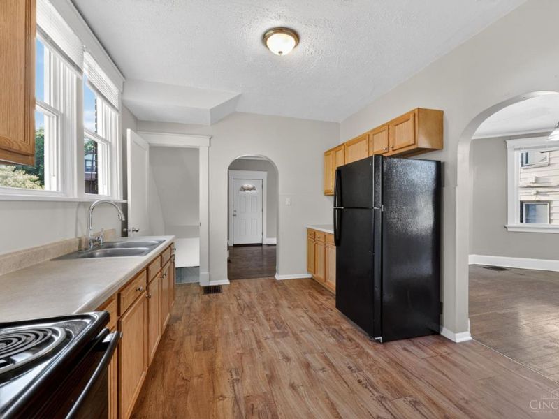 3665 Boudinot Avenue, Cincinnati, OH 45211 Photo 13