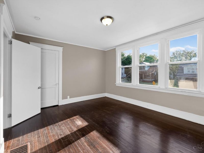3665 Boudinot Avenue, Cincinnati, OH 45211 Photo 24