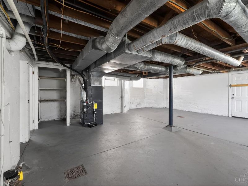 3665 Boudinot Avenue, Cincinnati, OH 45211 Photo 27