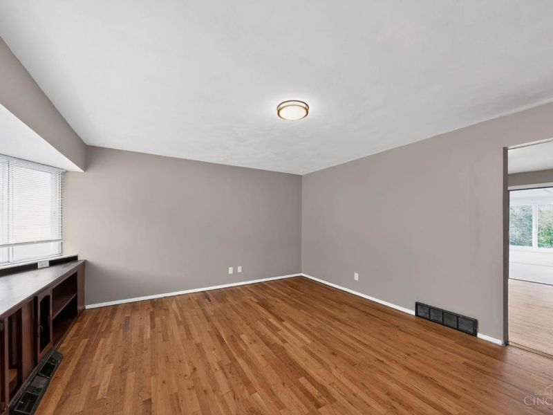 2088 N Teralta Circle, Cincinnati, OH 45211 Photo 10