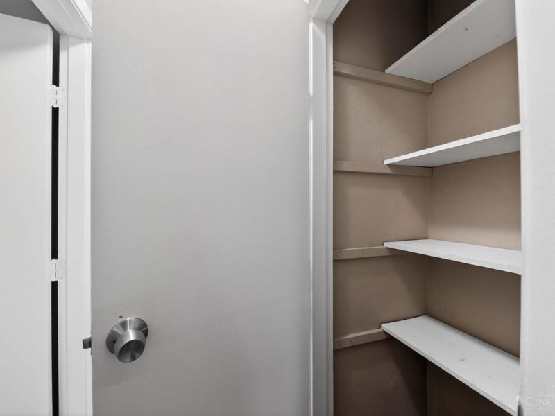 2088 N Teralta Circle, Cincinnati, OH 45211 Photo 20