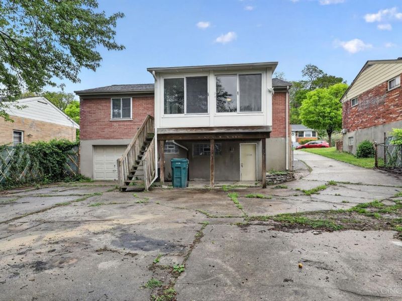 2088 N Teralta Circle, Cincinnati, OH 45211 Photo 4