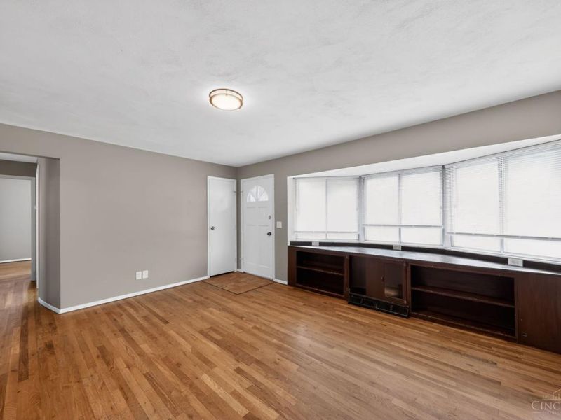 2088 N Teralta Circle, Cincinnati, OH 45211 Photo 6