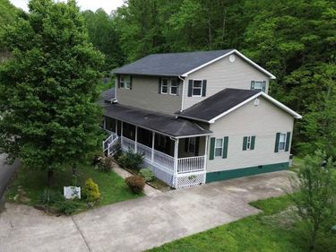 395 High Rock Road, Hazard, KY 41701