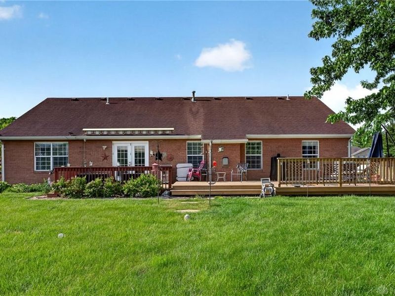 4996 Shannon Avenue, Bethel Township, OH 45504 Photo 11