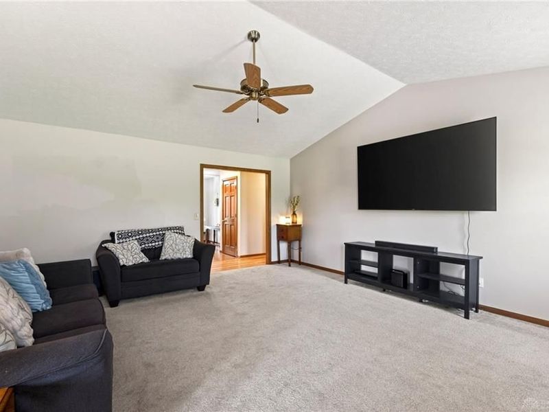 4996 Shannon Avenue, Bethel Township, OH 45504 Photo 22