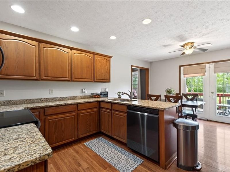 4996 Shannon Avenue, Bethel Township, OH 45504 Photo 33