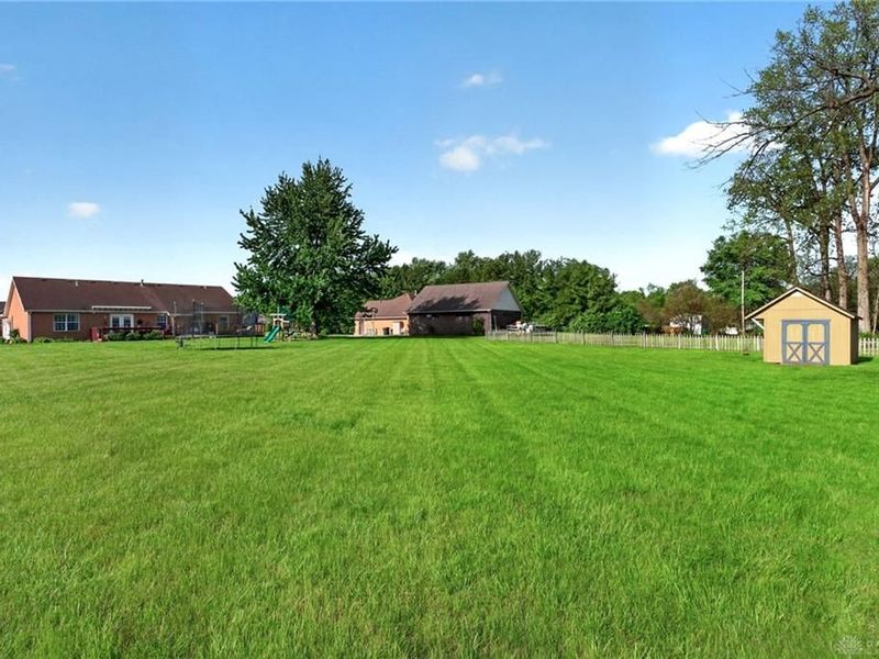 4996 Shannon Avenue, Bethel Township, OH 45504 Photo 59