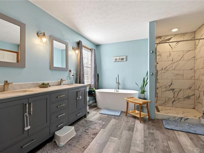 4996 Shannon Avenue, Bethel Township, OH 45504 Photo 7