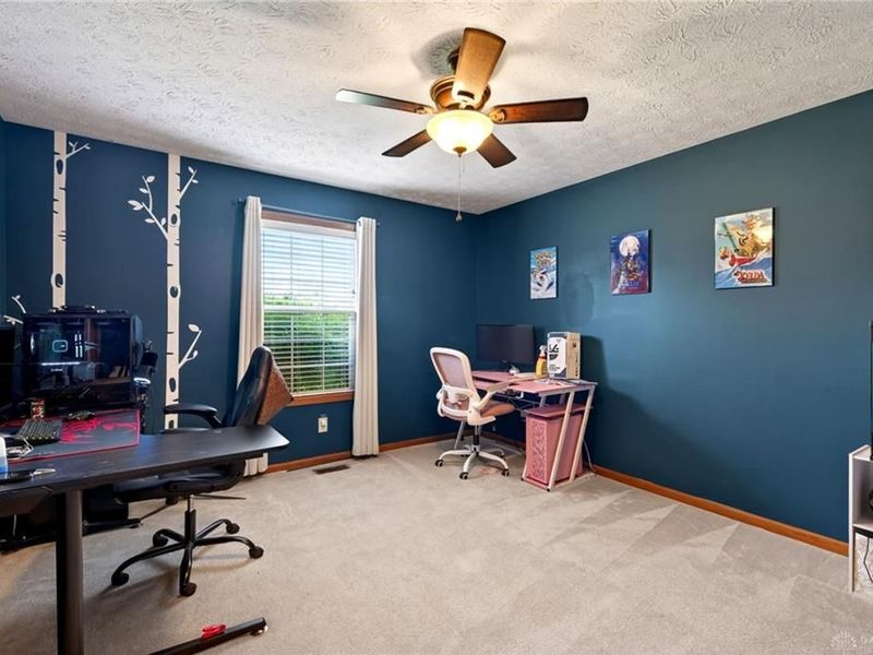 4996 Shannon Avenue, Bethel Township, OH 45504 Photo 8