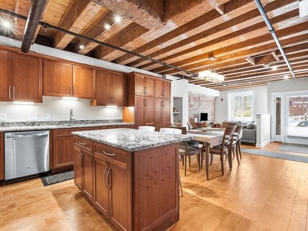 56 Commercial Wharf, Unit 56, Boston, MA 02110