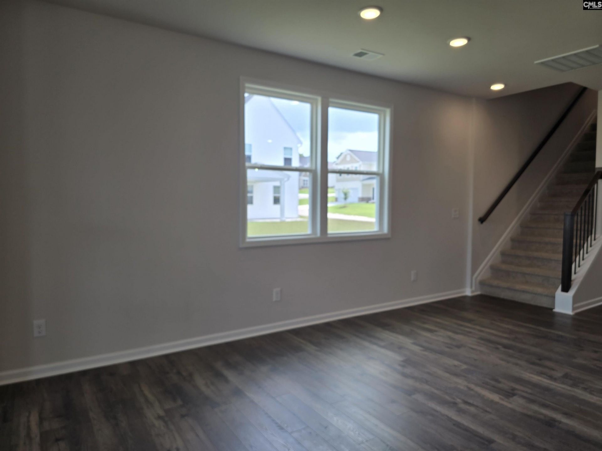 322 Welbeck Road Photo 10