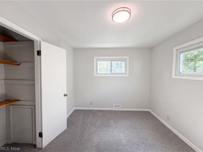 6252 Anita Drive , Cleveland, OH 44130 Photo 11