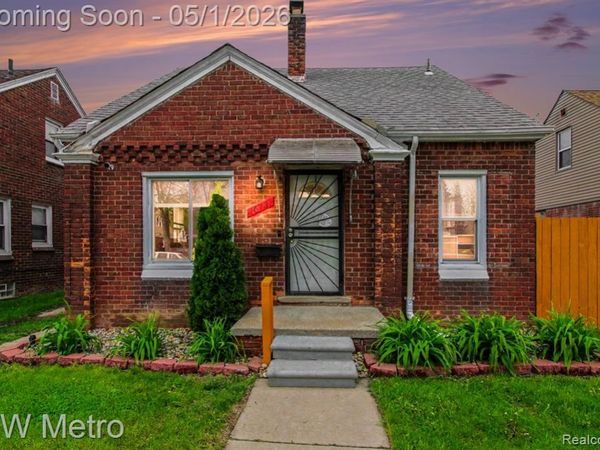 16731 Biltmore Street, Detroit, MI 48235