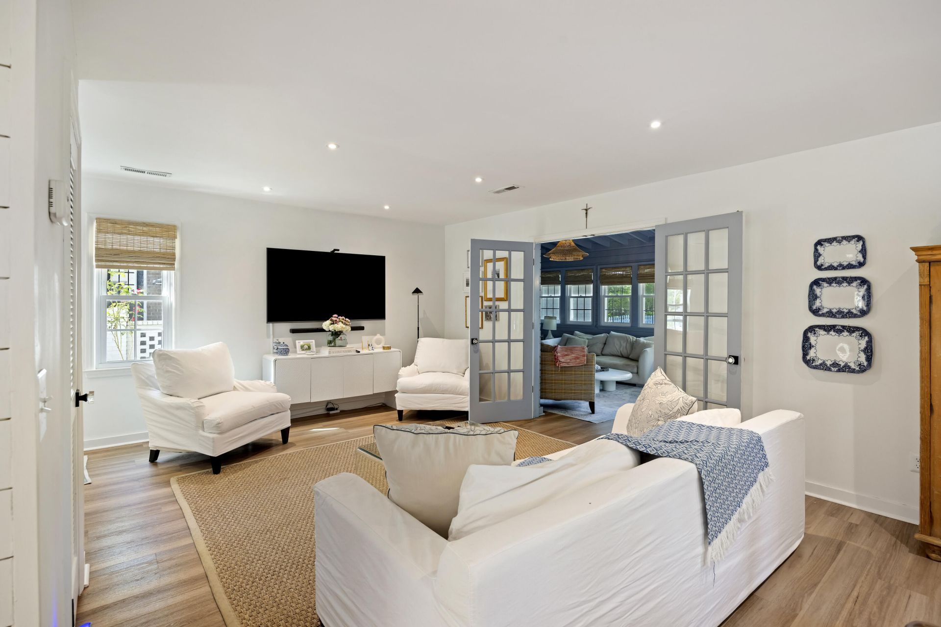 991 Governors Road Photo 22