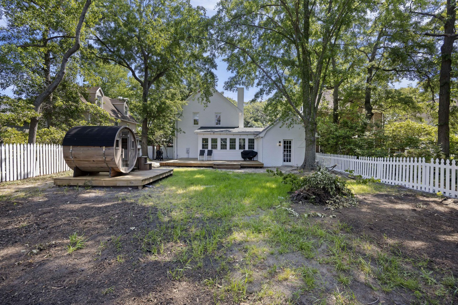 991 Governors Road Photo 43