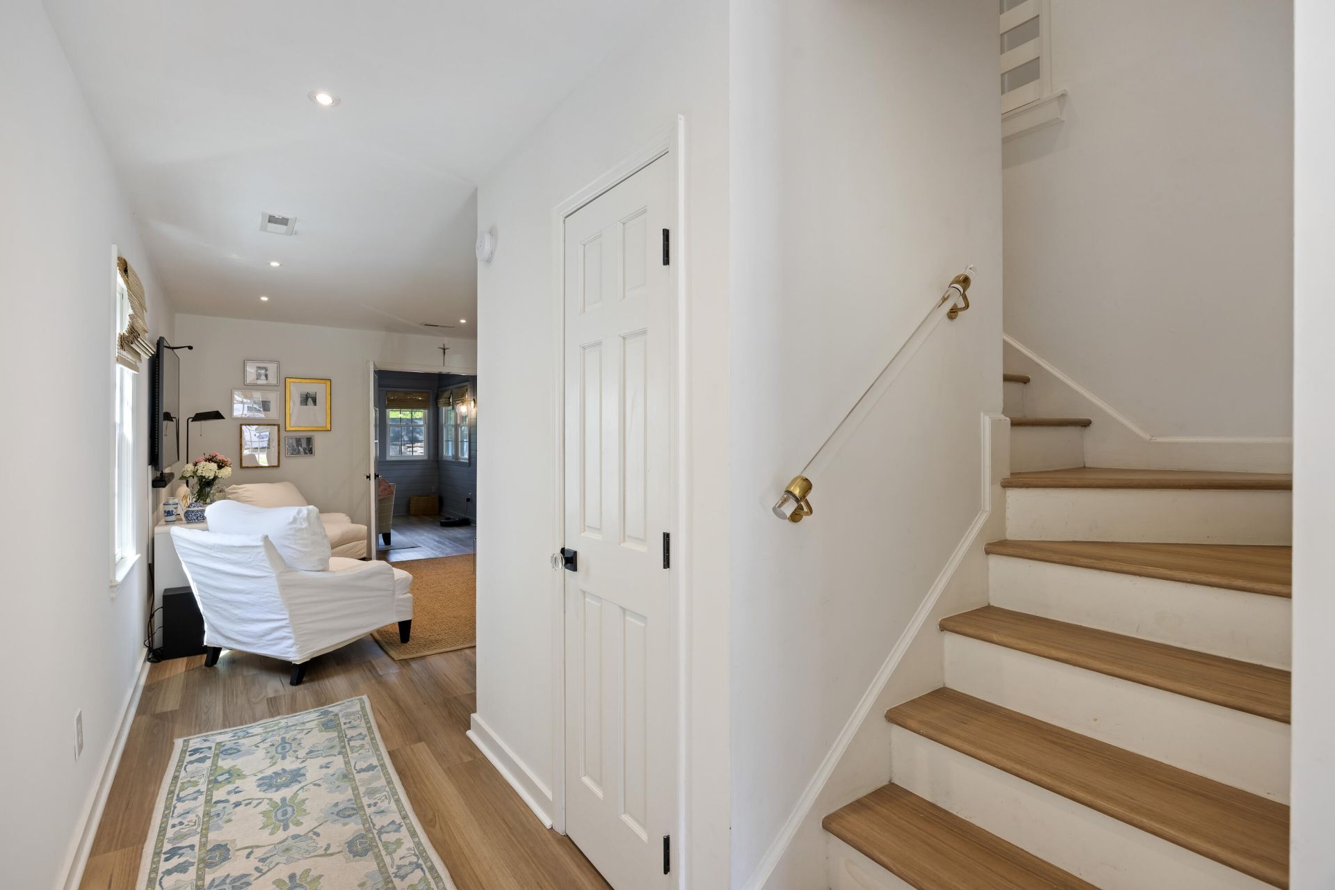 991 Governors Road Photo 8