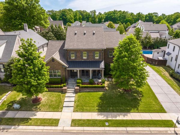 564 WINDING WOOD CIR W, Collierville, TN 38017