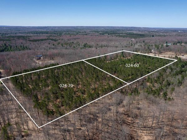 Hoosier Valley Road, Traverse City, MI 49685