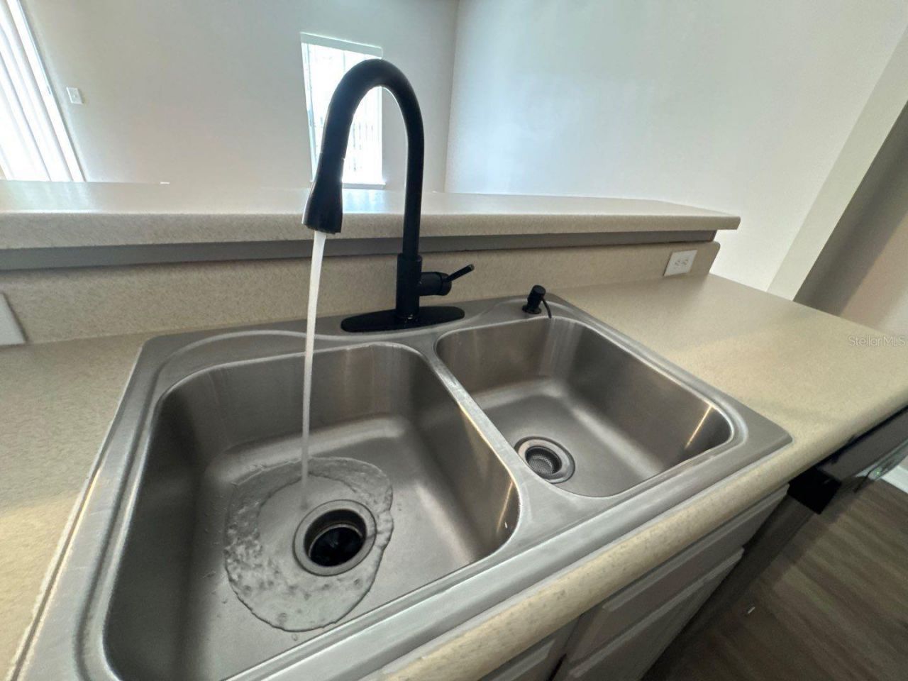 2127 Tom Street, Unit 2127, Navarre, FL 32566 Photo