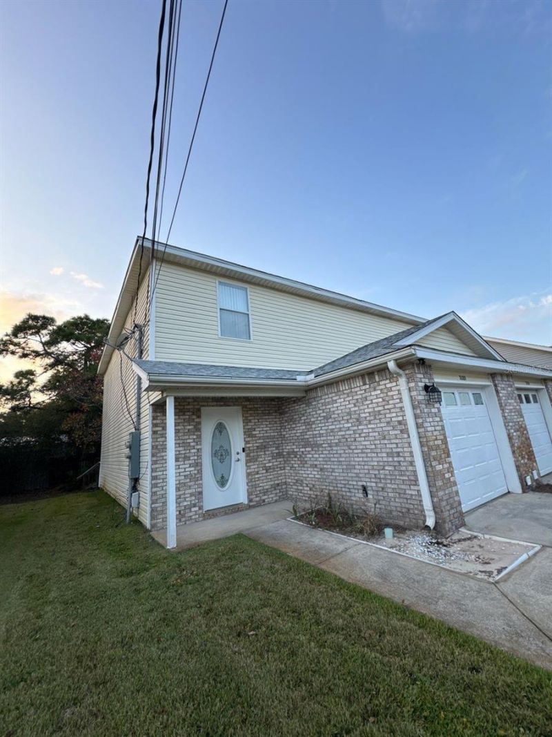 2127 Tom Street, Unit 2127, Navarre, FL 32566 Photo