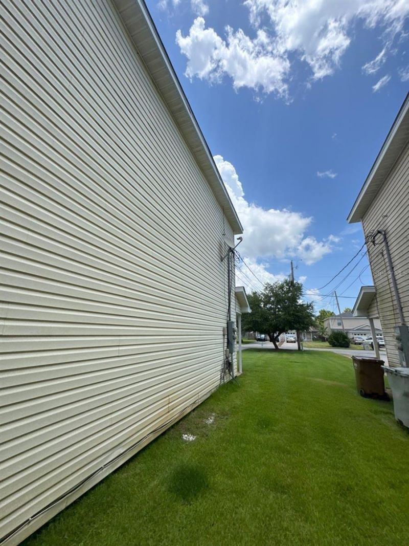 2127 Tom Street, Unit 2127, Navarre, FL 32566 Photo
