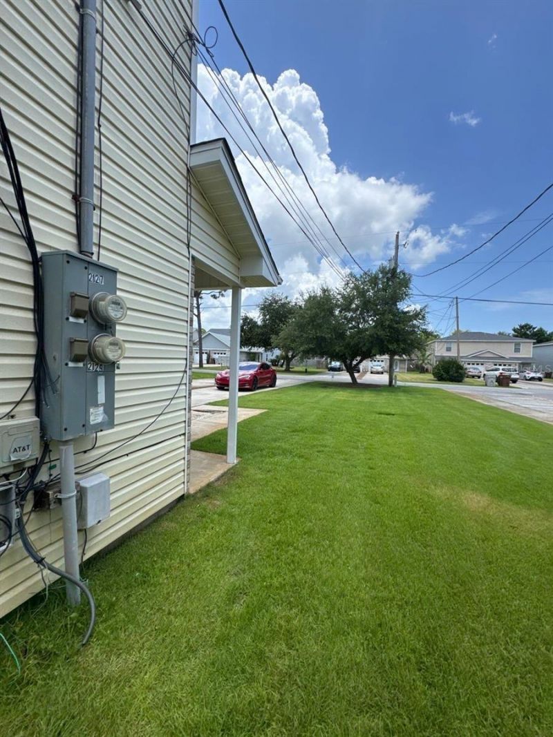 2127 Tom Street, Unit 2127, Navarre, FL 32566 Photo