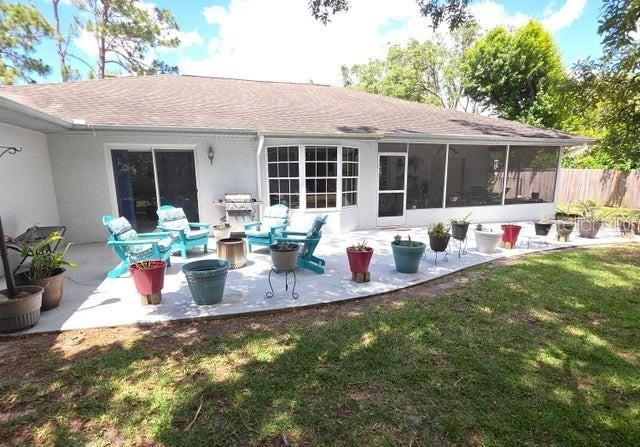 8056 Chaucer Drive , Weeki Wachee, FL 34607 Photo