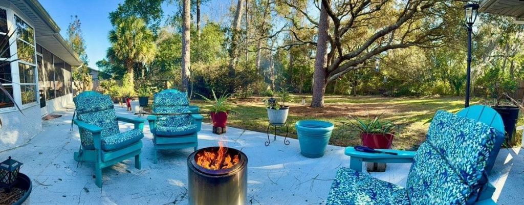 8056 Chaucer Drive , Weeki Wachee, FL 34607 Photo