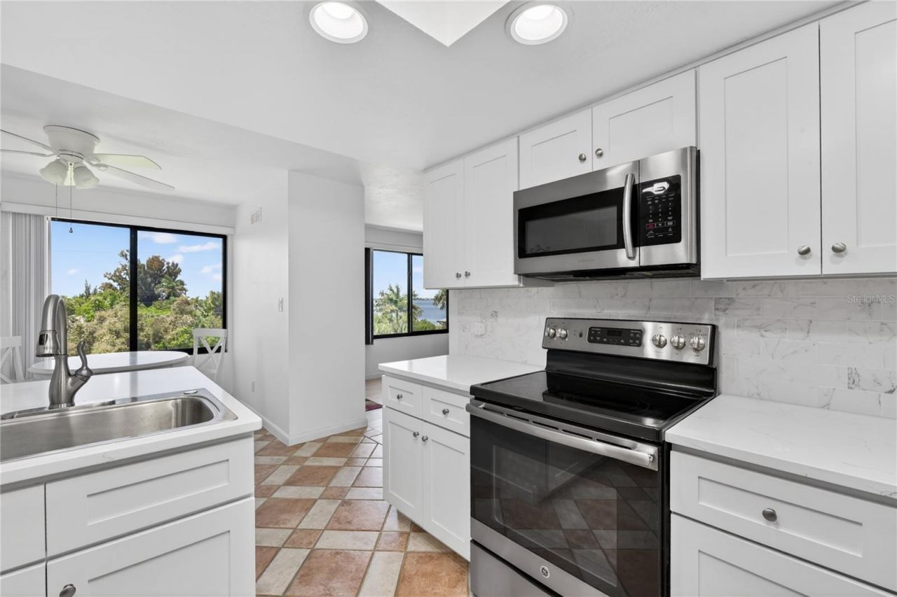 25188 Marion Avenue, Unit E208, Punta Gorda, FL 33950 Photo