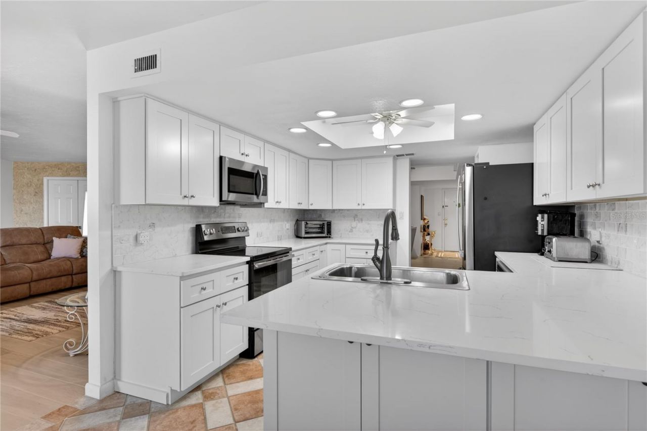 25188 Marion Avenue, Unit E208, Punta Gorda, FL 33950 Photo