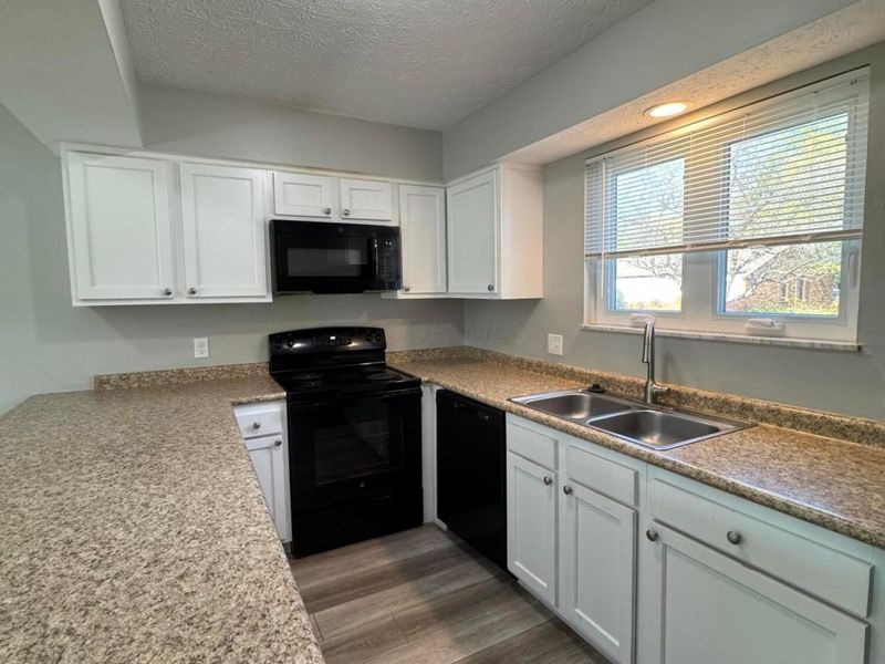 6388 Wolcott Court , Dublin, OH 43017 Photo 7