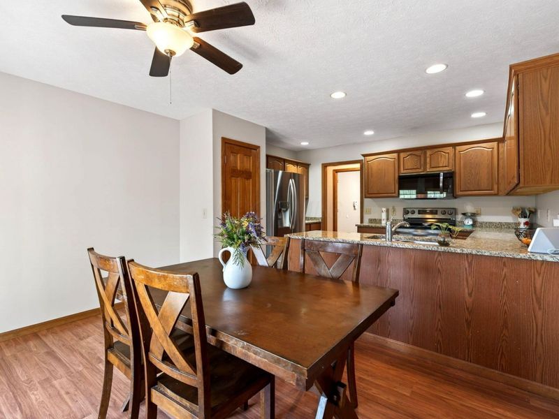 4996 Shannon Avenue , Springfield, OH 45504 Photo 25