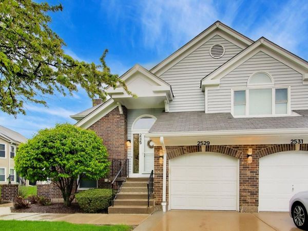 2529 Live Oak Lane , Buffalo Grove, IL 60089