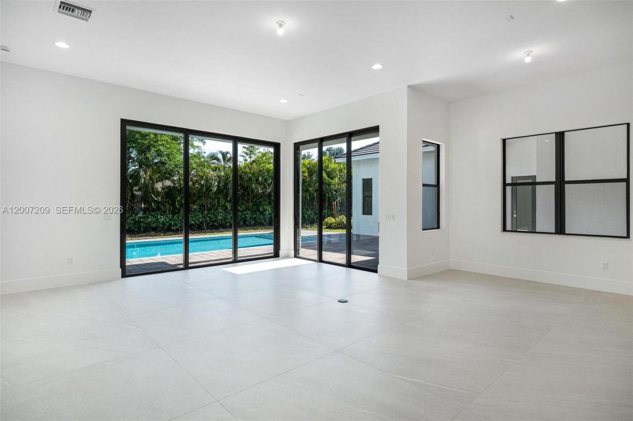 11900 SW 14th Pl, Davie, FL 33325 Photo