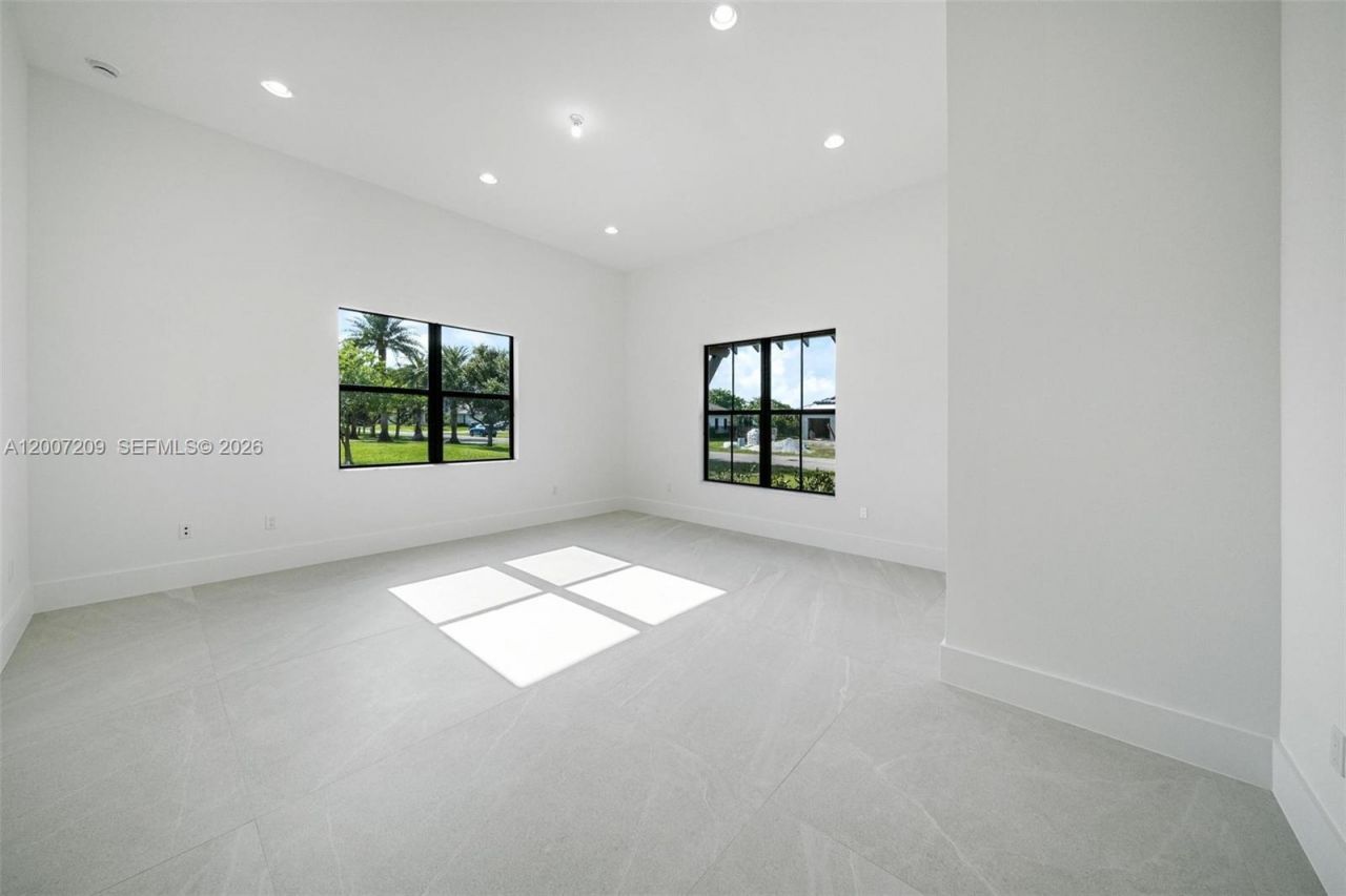 11900 SW 14th Pl, Davie, FL 33325 Photo