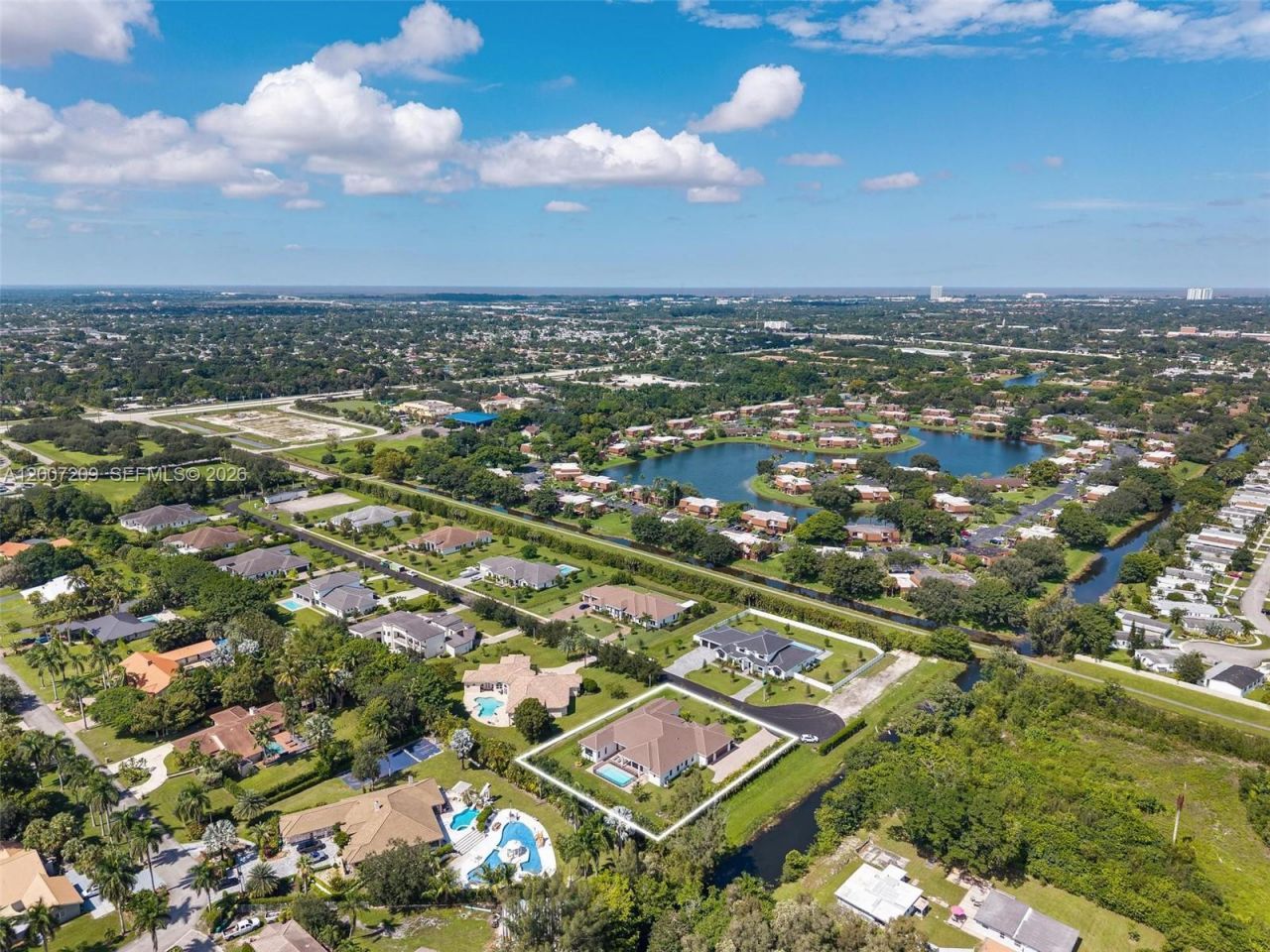 11900 SW 14th Pl, Davie, FL 33325 Photo